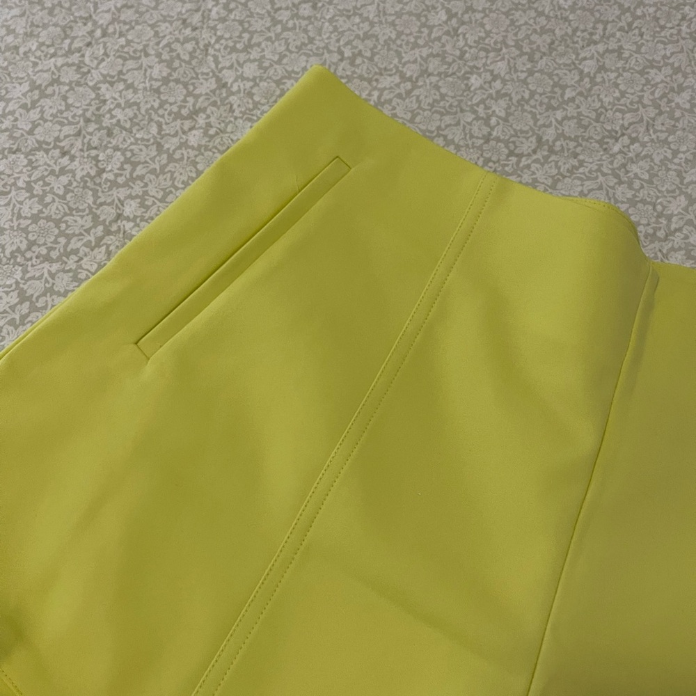 NWOT 1. State Ruffle Short - Picture 7 of 17